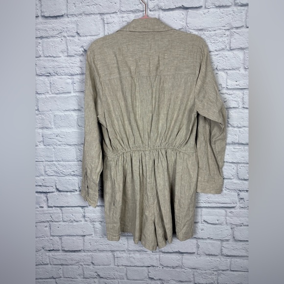 NWT Abercrombie & Fitch linen blend easy waist romper size M petite - Picture 6 of 8